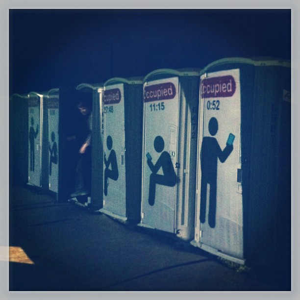 { #SXSW2013} Public toilets that time the length of use! 使用時間を計るトイレ。入っている人は少しドキドキですね！