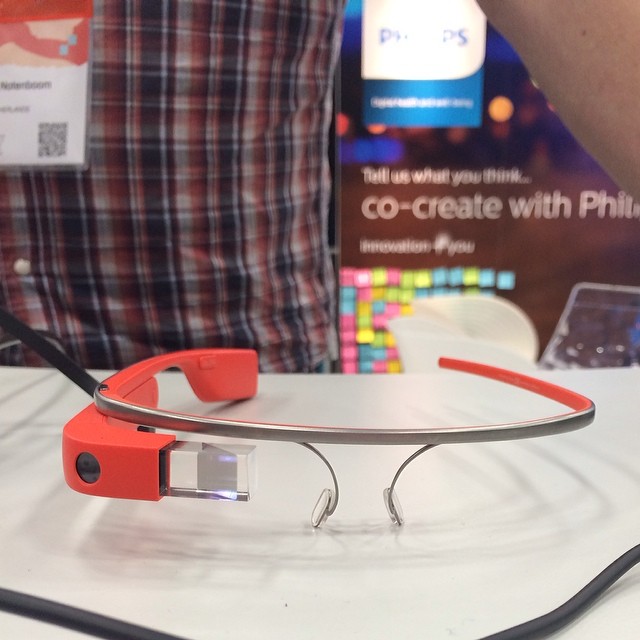 Phillips x Google glass