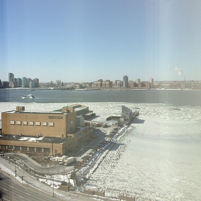 river is half frozen.. so do your lungs! -15degrees.